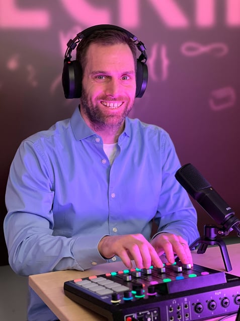 Erik med webinarrigg